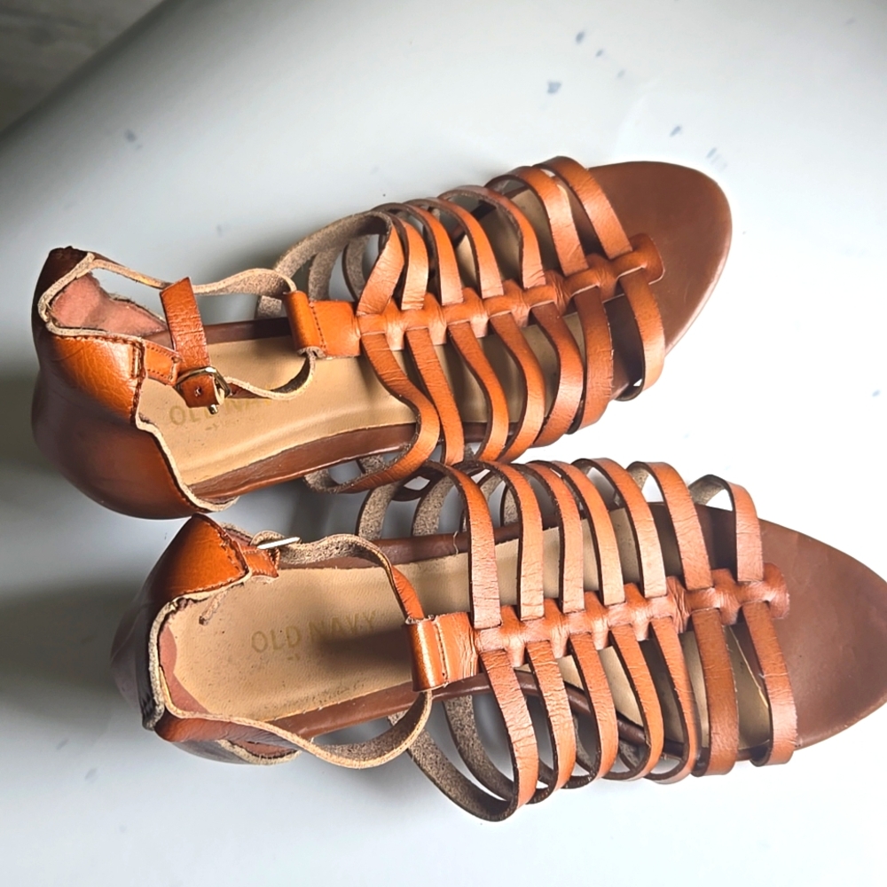 Old navy leather sandals
